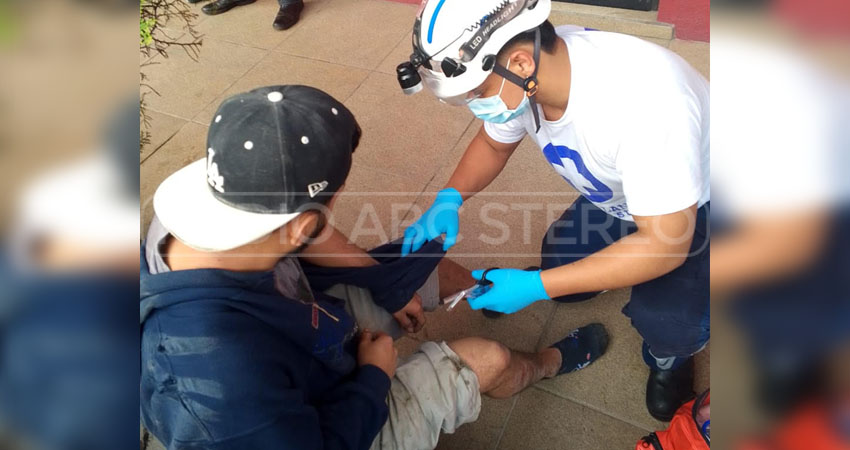 Peatón lesionado por un automóvil. Foto: José Enrique Ortega/Radio ABC Stereo