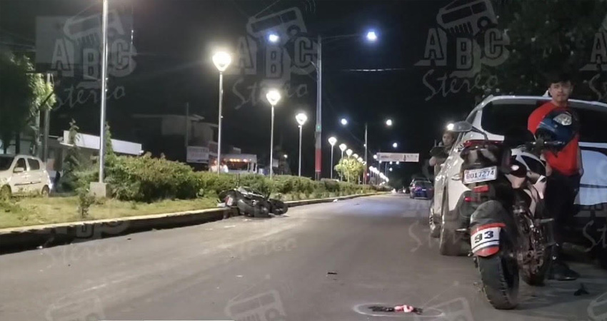 El accidente ocurrió frente al Hospital Adventista. Foto: José Enrique Ortega/Radio ABC Stereo