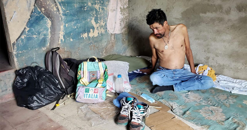Luis Omar está en la Casa Comunal del barrio. Foto: José Enrique Ortega/Radio ABC Stereo