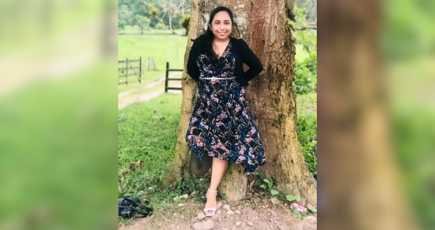 La maestra fue atacada con un machete por sujetos desconocidos. La víctima era conocida por su labor educativa con la niñez de la zona.