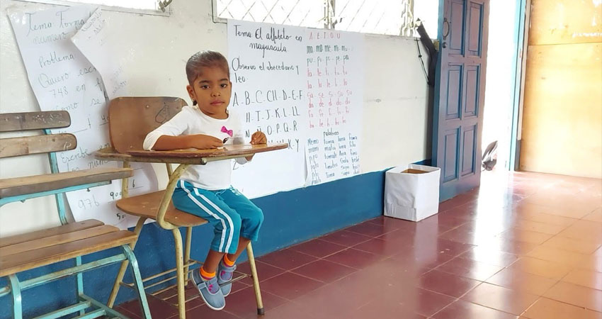 La pequeña que reta a la discapacidad