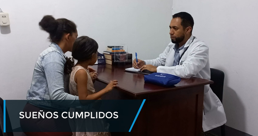 La historia detrás de un médico: entre sacrificios y sueños cumplidos