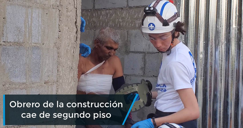 Obrero de la construcción, cae de la segunda planta de una casa donde estaba trabajando