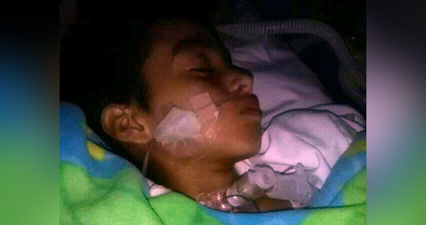 El pequeño Melvin necesita ayuda para continuar con su tratamiento en casa. Foto: Cortesía