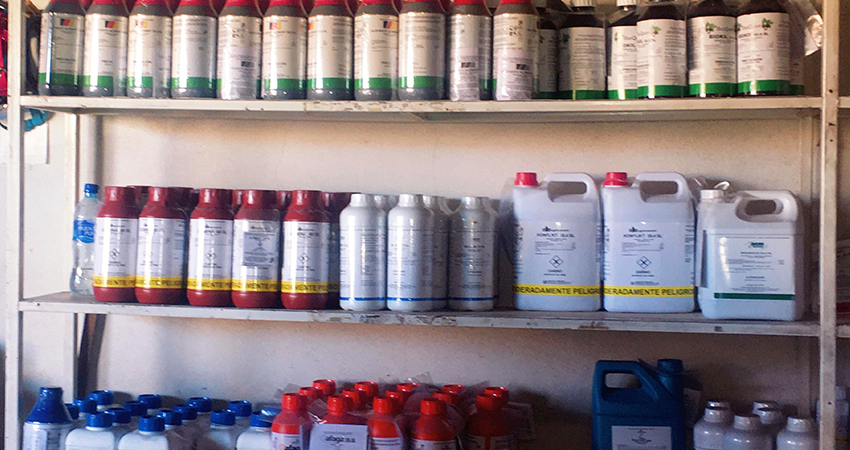 Los insumos son utilizados por miles de productores para poder cosechar. Foto: Alba Nubia Lira/Radio ABC Stereo