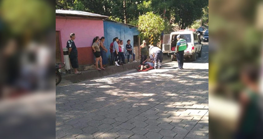 La Cruz Blanca trasladó a los lesionados de La Minita. Foto: Cortesía / Radio ABC Stereo La Cruz Blanca trasladó a los lesionados de La Minita. Foto: Cortesía / Radio ABC Stereo