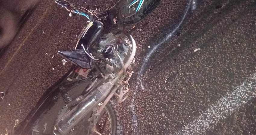 Motociclista con lesiones considerables tras colisión con un bus. Foto: Cortesía/Radio ABC Stereo Motociclista con lesiones considerables tras colisión con un bus. Foto: Cortesía/Radio ABC Stereo