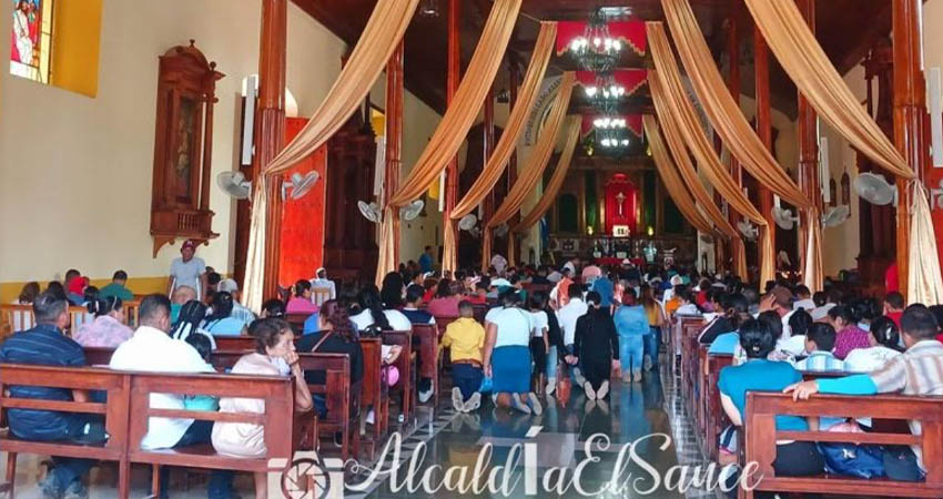 Las celebraciones al Señor de Milagros reúne a miles de devotos de distintas partes de Nicaragua. Foto: Cortesía/Radio ABC Stereo Las celebraciones al Señor de Milagros reúne a miles de devotos de distintas partes de Nicaragua. Foto: Cortesía/Radio ABC Stereo