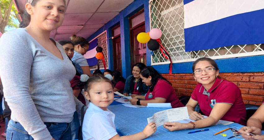 En Estelí el bono se estará entregando a estudiantes de 76 centros educativos de la zona. Foto: MINED En Estelí el bono se estará entregando a estudiantes de 76 centros educativos de la zona. Foto: MINED