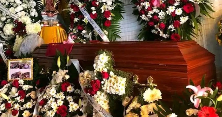 Familia y amigos del joven se reunieron para darle el último adiós. Foto: Cortesía/Radio ABC Stereo Familia y amigos del joven se reunieron para darle el último adiós. Foto: Cortesía/Radio ABC Stereo