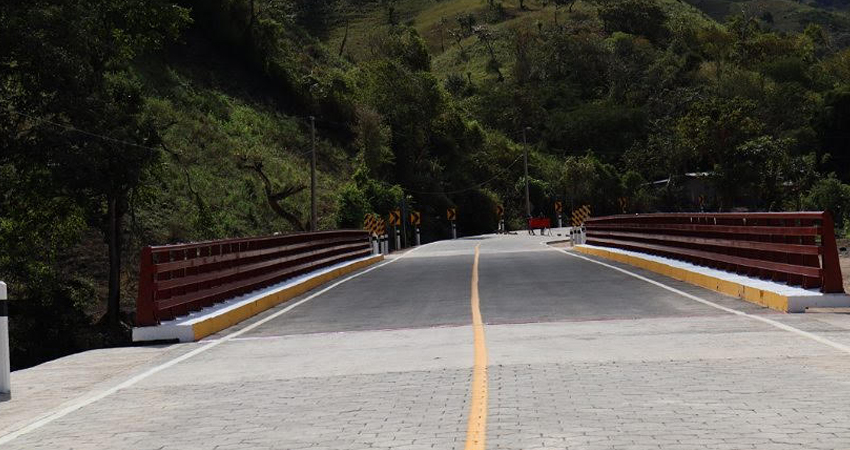 23 kilómetros adoquinados. Foto: 19 Digital. 23 kilómetros adoquinados. Foto: 19 Digital.