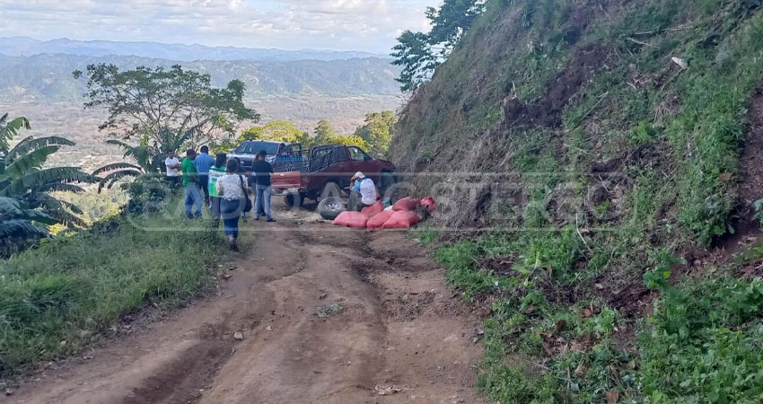 El menor viajaba en la tina de la camioneta. Foto: Cortesía/Radio ABC Stereo El menor viajaba en la tina de la camioneta. Foto: Cortesía/Radio ABC Stereo
