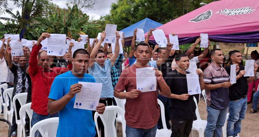 Reciben beneficio de convivencia familiar. Foto: Cortesía/Radio ABC Stereo Reciben beneficio de convivencia familiar. Foto: Cortesía/Radio ABC Stereo