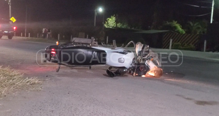 El motociclista asumirá la responsabilidad del accidente. Foto: José Enrique Ortega/Radio ABC Stereo El motociclista asumirá la responsabilidad del accidente. Foto: José Enrique Ortega/Radio ABC Stereo