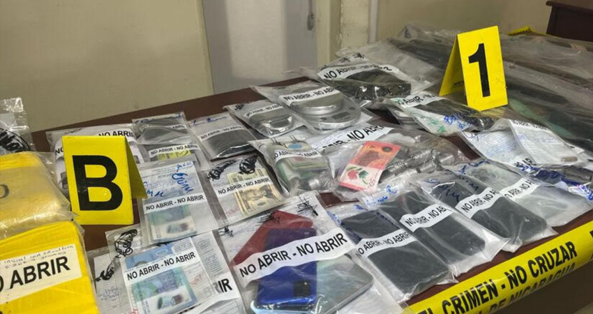 Durante los operativos se incautaron armas, drogas y dinero en efectivo. Foto: La Primerísima Durante los operativos se incautaron armas, drogas y dinero en efectivo. Foto: La Primerísima