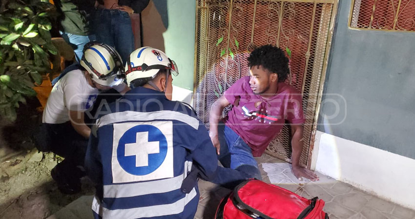 Durante el suceso, se desató una “lluvia de piedras” cuando la víctima intentaba huir.