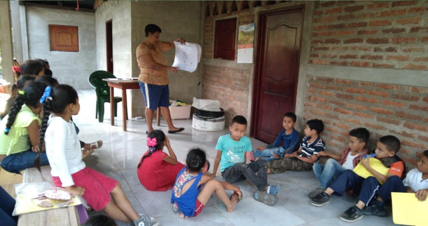 Club de lectura. Foto: Cortesía