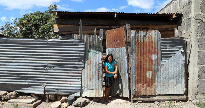 La casita de madera y zinc pasará a la historia. Foto: Famnuel Úbeda/Radio ABC Stereo