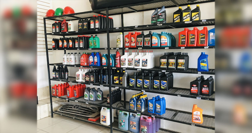 Aceites para autos y motos. Foto: Alba Nubia Lira/Radio ABC Stereo