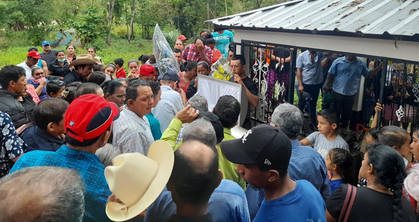 Funeral de don Leonel López Carrasco. Foto: Cortesía Funeral de don Leonel López Carrasco. Foto: Cortesía