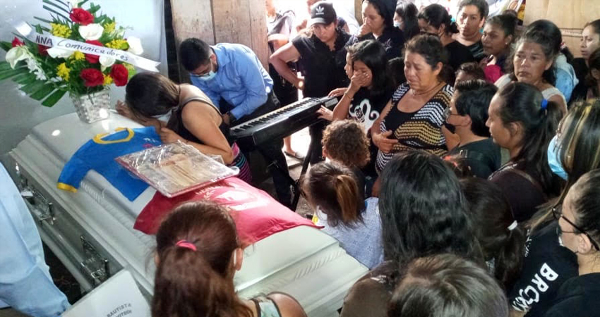 El femicidio ha consternado a la población que demanda justicia y todo el peso de la ley. Foto: Archivo/Radio ABC Stereo El femicidio ha consternado a la población que demanda justicia y todo el peso de la ley. Foto: Archivo/Radio ABC Stereo