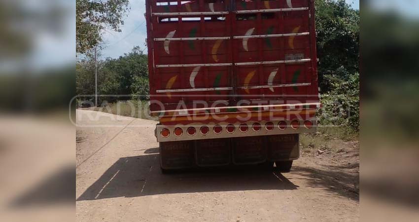 El ciudadano iba en la parte de atrás del camastro un camión. Foto: cortesía/Radio ABC Stereo El ciudadano iba en la parte de atrás del camastro un camión. Foto: cortesía/Radio ABC Stereo