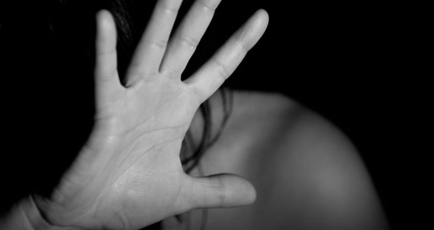 La joven herida y el supuesto victimario están hospitalizados. Foto: Imagen de referencia La joven herida y el supuesto victimario están hospitalizados. Foto: Imagen de referencia