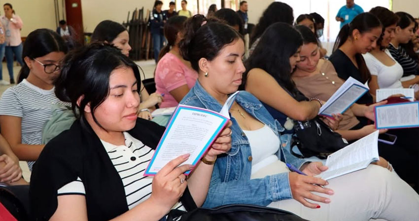 Estudiantes conocieron sobre la Ley No. 842. Foto: Facebook UNAN Managua - CUR Estelí Estudiantes conocieron sobre la Ley No. 842. Foto: Facebook UNAN Managua - CUR Estelí