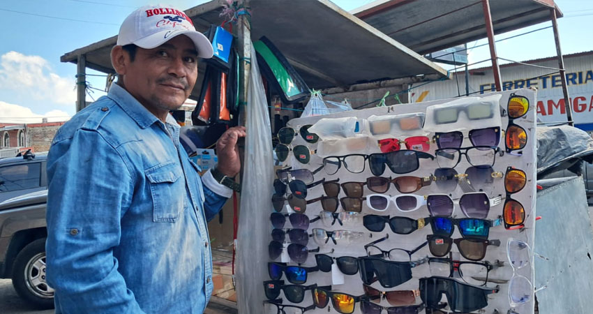 Las gafas de sol son altamente demandadas en esta temporada. Foto: Famnuel Úbeda/Radio ABC Stereo