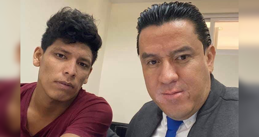 Oscar Rodríguez (izq) junto a su abogado Gabriel Díaz (der). Foto: Cortesía Oscar Rodríguez (izq) junto a su abogado Gabriel Díaz (der). Foto: Cortesía