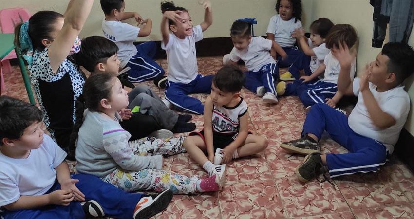 Niños y niñas del centro Rayito de Luz, Estelí. Foto: Cortesía/Radio ABC Stereo Niños y niñas del centro Rayito de Luz, Estelí. Foto: Cortesía/Radio ABC Stereo