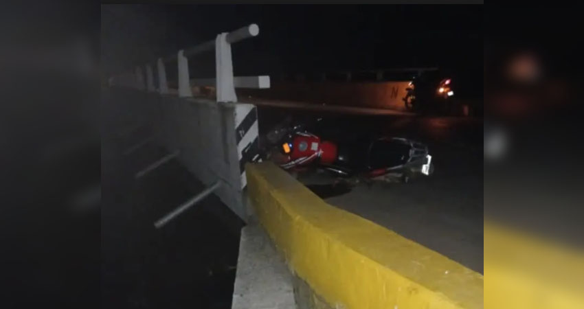 El motociclista resultó con lesiones de gravedad. Foto: Cortesía/Radio ABC Stereo El motociclista resultó con lesiones de gravedad. Foto: Cortesía/Radio ABC Stereo