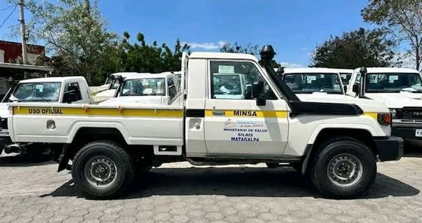 Entregaron tres camionetas nuevas para la atención en salud. Foto: Cortesía/Radio ABC Stereo Entregaron tres camionetas nuevas para la atención en salud. Foto: Cortesía/Radio ABC Stereo