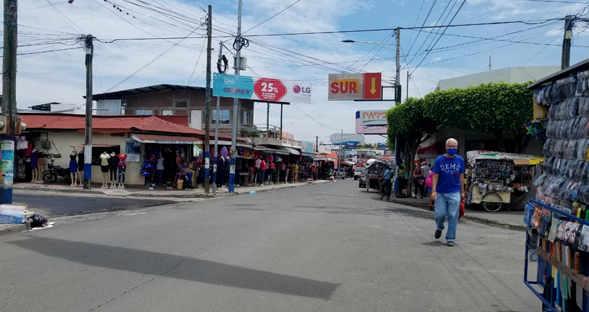 Disnorte recomienda llamar al número 125 para reportar alumbrado público dañado. Foto: Roberto Mora/Radio ABC Stereo