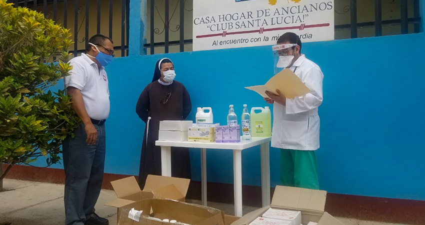 Asilo de Ancianos Santa Lucía de Estelí fue uno de los centros beneficiados con kits de limpieza. Foto: Roberto Mora/Radio ABC Stereo Asilo de Ancianos Santa Lucía de Estelí fue uno de los centros beneficiados con kits de limpieza. Foto: Roberto Mora/Radio ABC Stereo