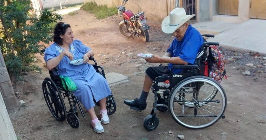 Mercedes y Antonio se enamoraron en el asilo. Foto: Cortesía/Radio ABC Stereo