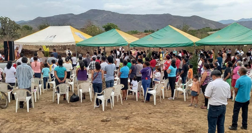 El lugar donde será construida la obra ya fue bendecido. Foto: Cortesía/Radio ABC Stereo