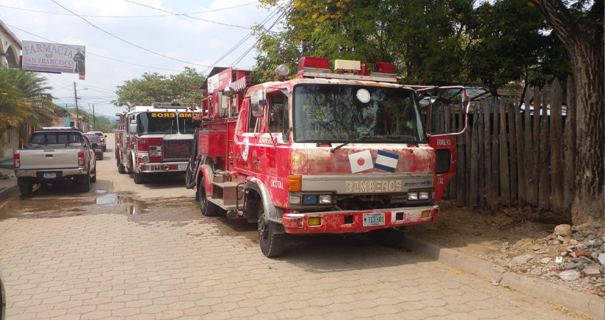 El incendio no afectó a miembros de la familia, pero dejó cuantiosas pérdidas materiales. Foto: Cortesía/Radio ABC Stereo El incendio no afectó a miembros de la familia, pero dejó cuantiosas pérdidas materiales. Foto: Cortesía/Radio ABC Stereo