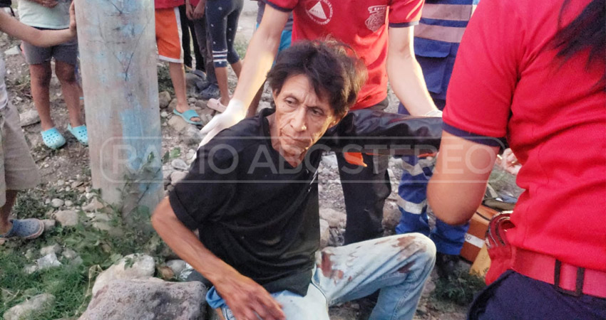 El padre de familia recibió golpes propinados con un trozo de madera. Foto: José Enrique Ortega/Radio ABC Stereo El padre de familia recibió golpes propinados con un trozo de madera. Foto: José Enrique Ortega/Radio ABC Stereo