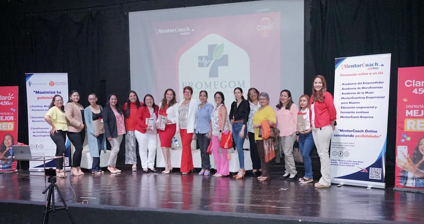 Claro presente en el lanzamiento del libro “Mujeres reales que dejan huella”