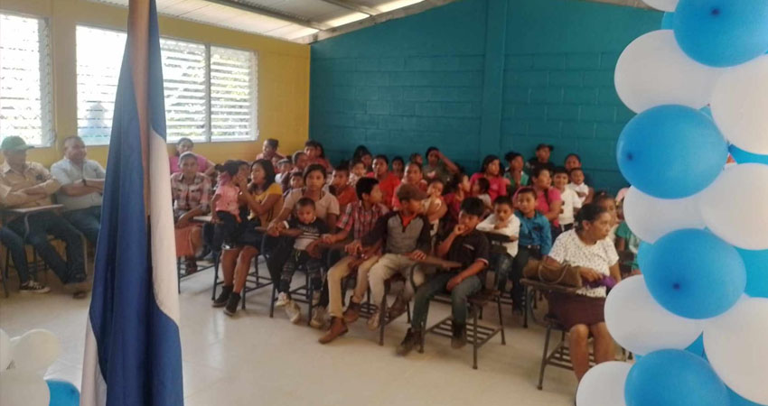 Primera escuela en la comunidad El Majaste. Foto: Cortesía/Radio ABC Stereo