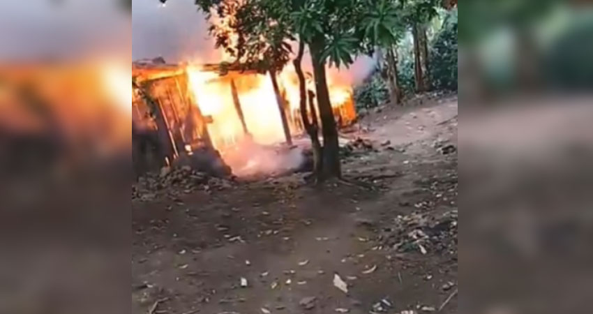 Incendio consumió vivienda. Foto: Cortesía/Radio ABC Stereo