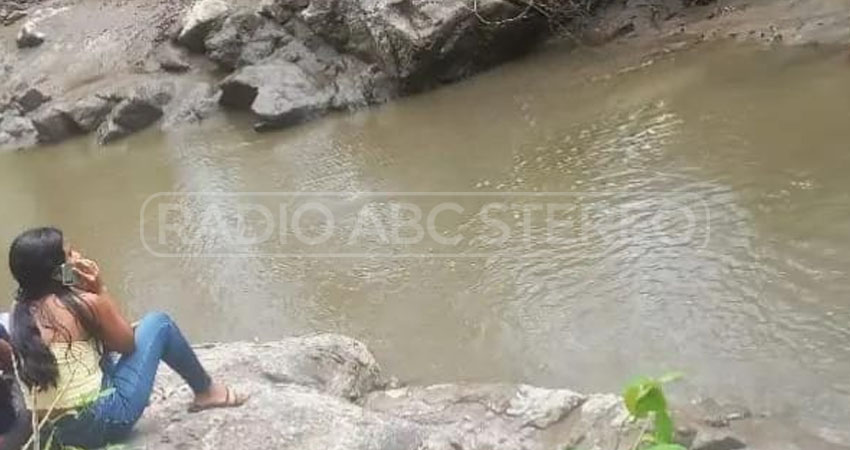 Hombre murió ahogado en poza de Nueva Segovia. Foto: Cortesía/Radio ABC Stereo Hombre murió ahogado en poza de Nueva Segovia. Foto: Cortesía/Radio ABC Stereo