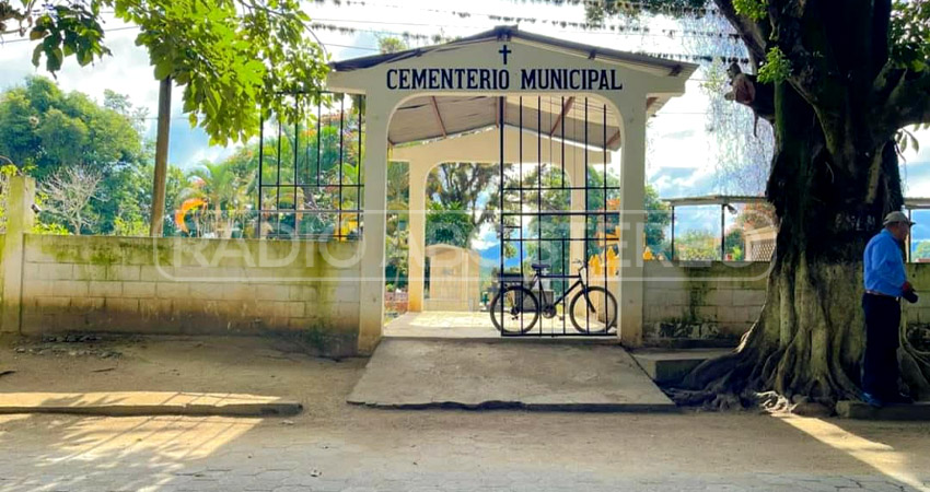 El hecho ocurrió en el cementerio municipal de Jalapa. Foto: Cortesía/Radio ABC Stereo El hecho ocurrió en el cementerio municipal de Jalapa. Foto: Cortesía/Radio ABC Stereo