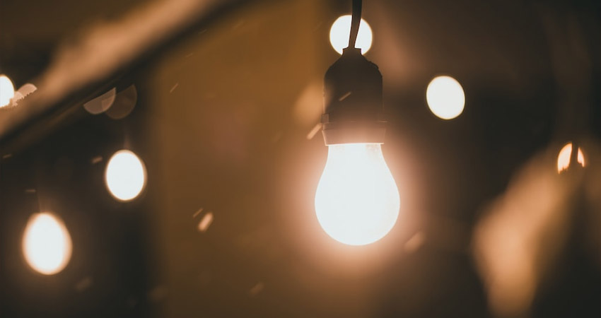 Las instituciones correspondientes están impulsando proyectos para llevar energía eléctrica a más comunidades. Imagen de referencia Las instituciones correspondientes están impulsando proyectos para llevar energía eléctrica a más comunidades. Imagen de referencia