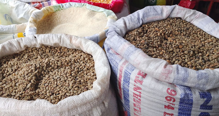 Comerciantes reportaron alza en el café. Foto: Marvin Gadea/Radio ABC Stereo Comerciantes reportaron alza en el café. Foto: Marvin Gadea/Radio ABC Stereo