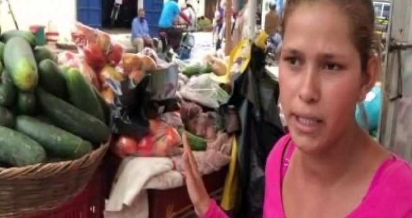 La vendedora Blanca Iveth Palacios afirma que el video fue malintencionado y le ha causado mucho daño. Foto: Cortesía/Captura de Video La vendedora Blanca Iveth Palacios afirma que el video fue malintencionado y le ha causado mucho daño. Foto: Cortesía/Captura de Video