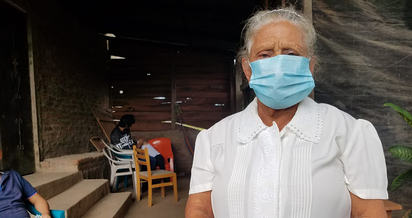 Doña María Catalina López, abuela de Bryan Efraín Herrera (qepd). Foto: Roberto Mora/Radio ABC Stereo