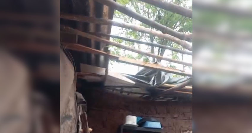 Vientos arrasan con el techo de una casa en Condega. Fotos: Cortesía/Radio ABC Stereo Vientos arrasan con el techo de una casa en Condega. Fotos: Cortesía/Radio ABC Stereo