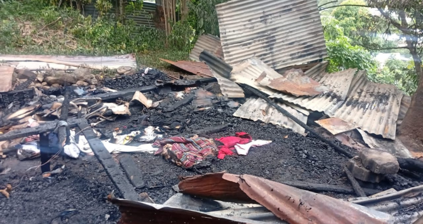 La afectada sospecha que el incendio fue provocado. Foto: Cortesía/Radio ABC Stereo La afectada sospecha que el incendio fue provocado. Foto: Cortesía/Radio ABC Stereo